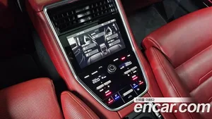 Porsche Panamera, 2018 — миниатюра 26