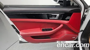 Porsche Panamera, 2018 — миниатюра 14