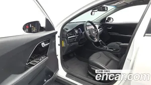Kia Niro, 2019 — миниатюра 12