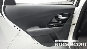 Kia Niro, 2019 — миниатюра 14