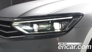 Volkswagen Passat, 2022 — миниатюра 8
