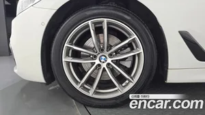 BMW 5-Series, 2017 — миниатюра 5