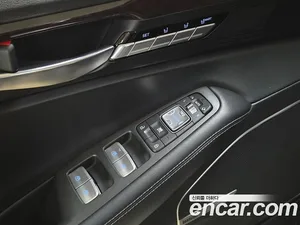 Genesis EQ900, 2016 — миниатюра 15