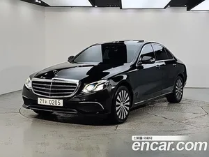 Mercedes-Benz E-Class, 2016 — миниатюра 1