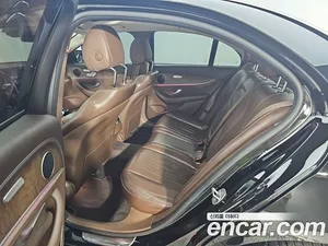 Mercedes-Benz E-Class, 2016 — миниатюра 12