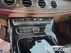 Mercedes-Benz E-Class, 2016 — миниатюра 16