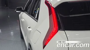 Kia Niro, 2024 — миниатюра 8