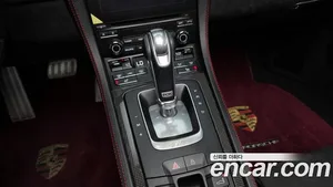 Porsche 718, 2020 — миниатюра 12
