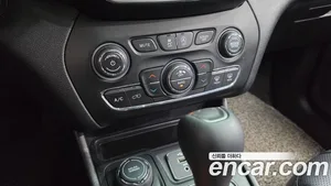 Jeep Cherokee, 2020 — миниатюра 16