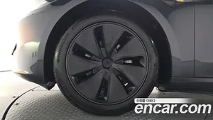 Tesla Model 3, 2024 — миниатюра 4