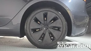 Tesla Model 3, 2024 — миниатюра 6