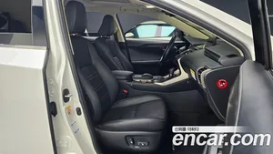 Lexus NX, 2017 — миниатюра 12