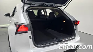 Lexus NX, 2017 — миниатюра 23