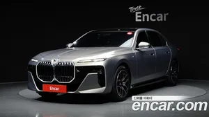 BMW 7-Series, 2023 — миниатюра 1