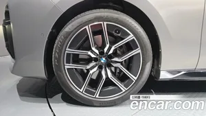 BMW 7-Series, 2023 — миниатюра 5