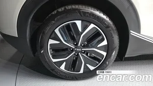 Kia EV6, 2023 — миниатюра 4
