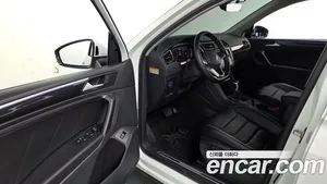 Volkswagen Tiguan, 2022 — миниатюра 13