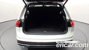 Volkswagen Tiguan, 2022 — миниатюра 26