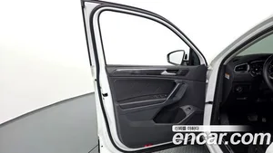 Volkswagen Tiguan, 2022 — миниатюра 14