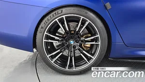 BMW M5, 2019 — миниатюра 5
