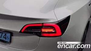 Tesla Model 3, 2020 — миниатюра 9
