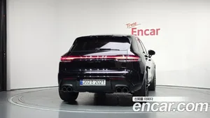 Porsche Macan, 2023 — миниатюра 4