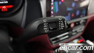 Porsche Macan, 2023 — миниатюра 29