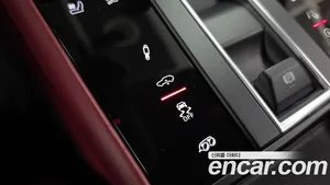 Porsche Macan, 2023 — миниатюра 34