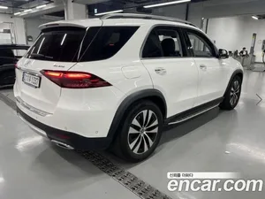 Mercedes-Benz GLE-Class, 2023 — миниатюра 4