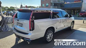 Cadillac Escalade, 2021 — миниатюра 2