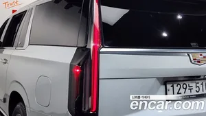 Cadillac Escalade, 2021 — миниатюра 9