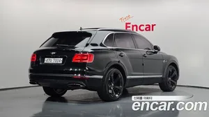 Bentley Bentayga, 2018 — миниатюра 2