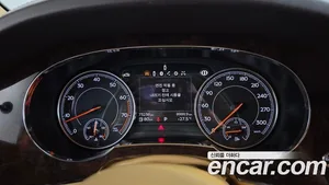 Bentley Bentayga, 2018 — миниатюра 11