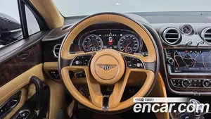 Bentley Bentayga, 2018 — миниатюра 20