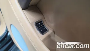 Bentley Bentayga, 2018 — миниатюра 45