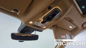 Bentley Bentayga, 2018 — миниатюра 47