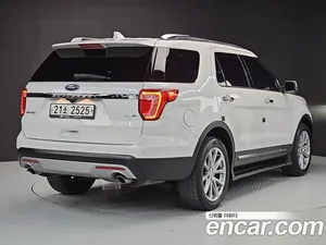 Ford Explorer, 2017 — миниатюра 4