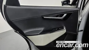 Kia EV6, 2023 — миниатюра 14