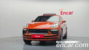 Porsche Macan, 2023 — миниатюра 3