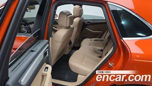 Porsche Macan, 2023 — миниатюра 11