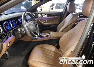 Mercedes-Benz E-Class, 2023 — миниатюра 10