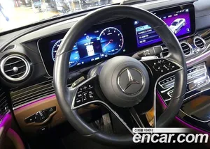 Mercedes-Benz E-Class, 2023 — миниатюра 13