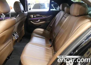 Mercedes-Benz E-Class, 2023 — миниатюра 18