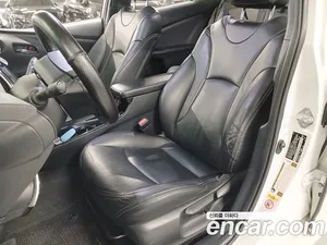 Toyota Prius, 2017 — миниатюра 10