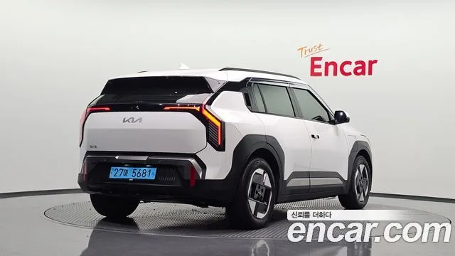 Kia EV3, 2024 — фото автомобиля из Кореи