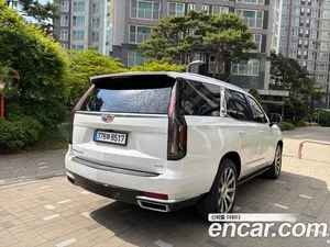 Cadillac Escalade, 2022 — миниатюра 6