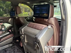 Cadillac Escalade, 2022 — миниатюра 16