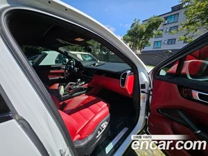 Porsche Cayenne, 2021 — миниатюра 13