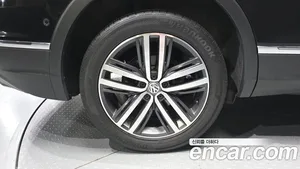 Volkswagen Tiguan, 2018 — миниатюра 5