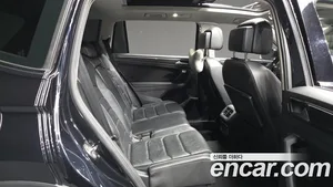 Volkswagen Tiguan, 2018 — миниатюра 12
